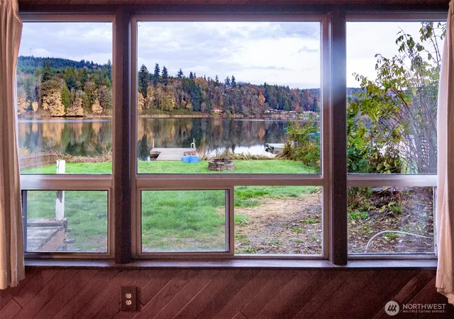 Photo 3 of Single family home for sale at 22731 Hull Rd, Mount Vernon, WA 98274 | MLS# NWM2521274 | Listing updated on 2026-09-26