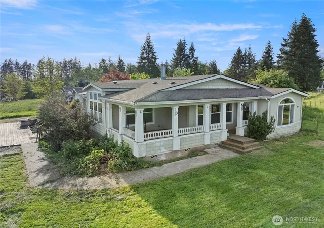 Photo 2 of Sale Pending at 786 Frost Rd, Winlock, WA 98596 | MLS# NWM2521310 | Listing updated on 2026-10-13