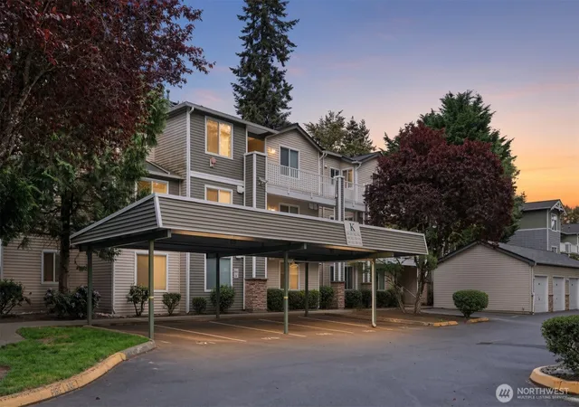 Photo 2 of Condo for sale at 12530 Admiralty Way #K204, Everett, WA 98204 | MLS# NWM2521432 | Listing updated on 2026-09-24