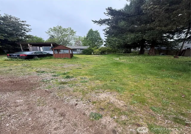 Photo 3 of Townhouse for sale at 26605 108th Avenue SE, Kent, WA 98030 | MLS# NWM2521463 | Listing updated on 2026-09-21