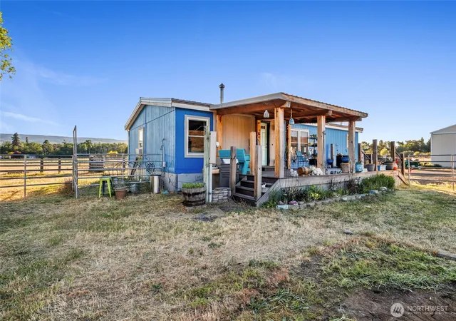 Photo 2 of Manufactured home for sale at 12290 Washington Hwy 10, Ellensburg, WA 98926 | MLS# NWM2521523 | Listing updated on 2026-07-14