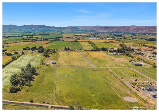 Photo 4 of Land for sale at 407 Walker Dr, Ellensburg, WA 98926 | MLS# NWM2521575 | Listing updated on 2026-09-21