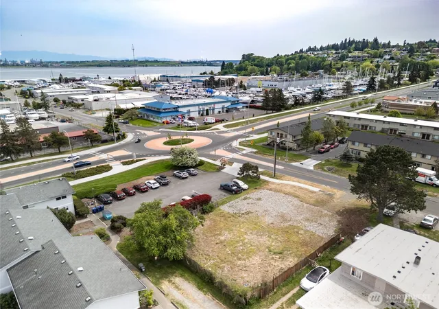 Photo 2 of Land for sale at 810 30th Street, Anacortes, WA 98221 | MLS# NWM2521602 | Listing updated on 2026-09-23