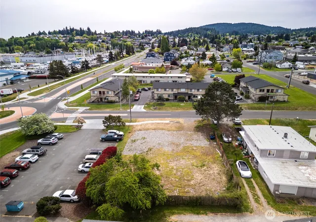 Photo 4 of Land for sale at 810 30th Street, Anacortes, WA 98221 | MLS# NWM2521602 | Listing updated on 2026-09-23