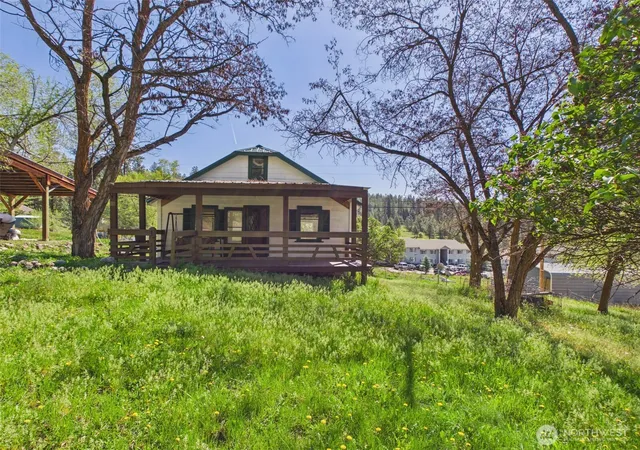 Photo 1 of Contingent at 50 Klondike Rd, Republic, WA 99166 | MLS# NWM2521622 | Listing updated on 2026-09-21