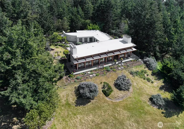 Photo 3 of Single family home for sale at 653 Hannah Rd, Friday Harbor, WA 98250 | MLS# NWM2521655 | Listing updated on 2026-09-21