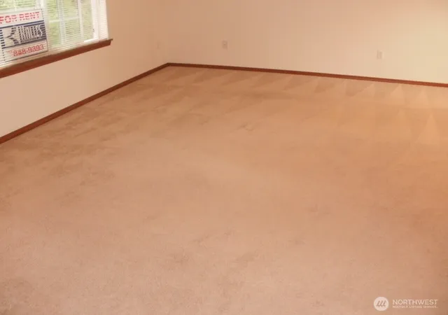 Photo 4 of House for sale at 7229 Vandermark Rd E, Bonney Lake, WA 98391 | MLS# NWM2521681 | Listing updated on 2026-09-21