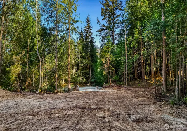 Photo 1 of Sale Pending at 11602 Panorama Dr, Sedro Woolley, WA 98284 | MLS# NWM2521725 | Listing updated on 2026-09-13