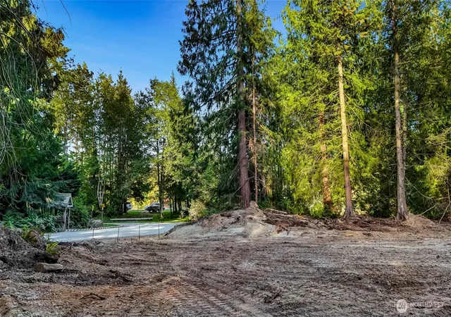 Photo 3 of Sale Pending at 11602 Panorama Dr, Sedro Woolley, WA 98284 | MLS# NWM2521725 | Listing updated on 2026-09-13