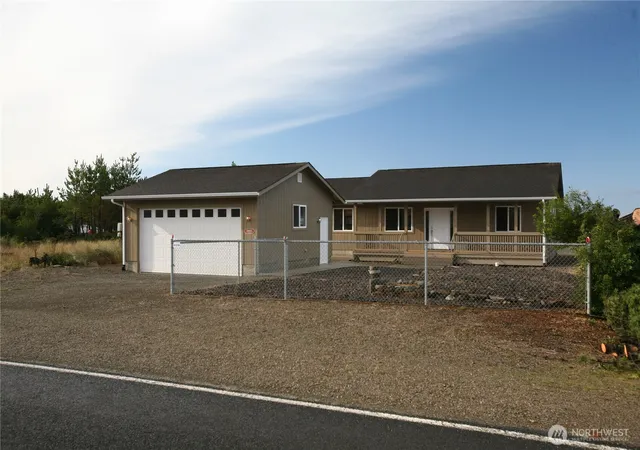 Photo 3 of Single family home for sale at 34905 I St, Ocean Park, WA 98640 | MLS# NWM2521734 | Listing updated on 2026-09-21