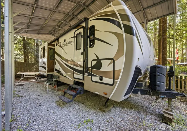 Photo 2 of Manufactured home for sale at 1164 Alder Ln, Maple Falls, WA 98266 | MLS# NWM2521735 | Listing updated on 2026-09-21