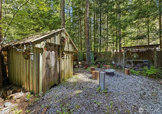 Photo 3 of Manufactured home for sale at 1164 Alder Ln, Maple Falls, WA 98266 | MLS# NWM2521735 | Listing updated on 2026-09-21