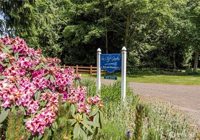 Photo 2 of Mansion for sale at 397 Monterra Dr, Port Angeles, WA 98362 | MLS# NWM2521815 | Listing updated on 2026-09-30