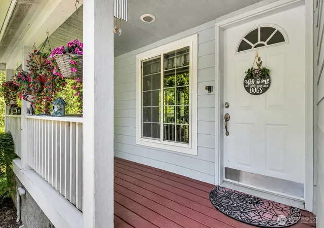 Photo 2 of Manufactured home for sale at 21103 252nd Street Ne, Arlington, WA 98223 | MLS# NWM2521827 | Listing updated on 2026-09-29