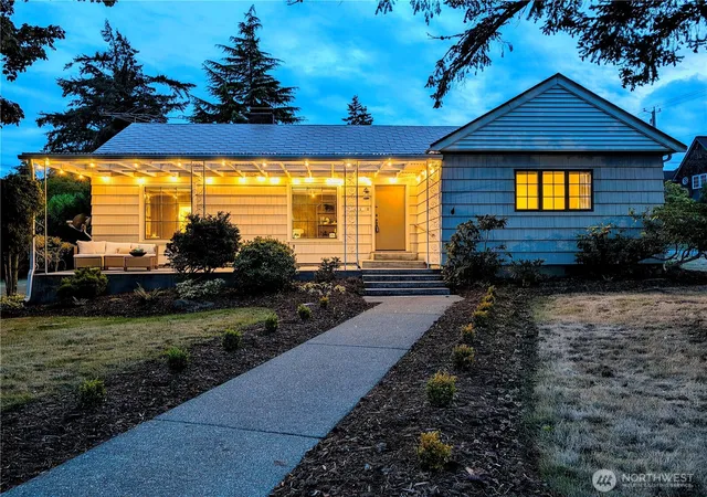 Photo 3 of Single family home for sale at 1635 Madison, Port Townsend, WA 98368 | MLS# NWM2521840 | Listing updated on 2026-09-30