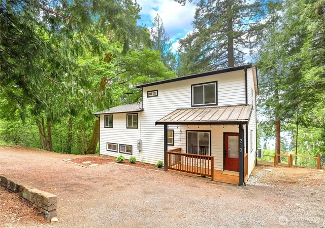 Photo 1 of Single family home for sale at 210 E Panorama Dr, Shelton, WA 98584 | MLS# NWM2521867 | Listing updated on 2026-09-21