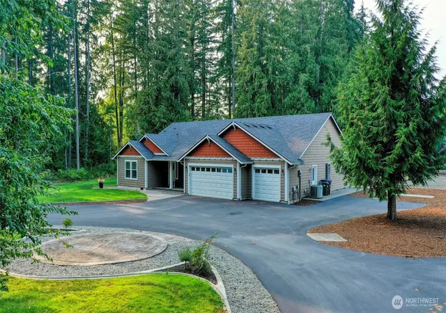 Photo 4 of Single family home for sale at 3328 104th Avenue SW, Olympia, WA 98512 | MLS# NWM2521967 | Listing updated on 2026-09-21