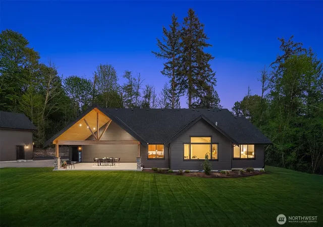 Photo 4 of Sale Pending at 13210 276th Way NE, Duvall, WA 98019 | MLS# NWM2521969 | Listing updated on 2026-09-25