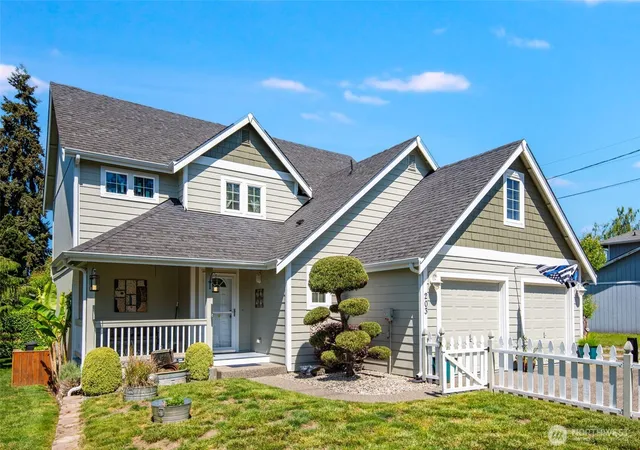 Photo 1 of Single family home for sale at 203 3rd Street Ne, Yelm, WA 98597 | MLS# NWM2522088 | Listing updated on 2026-10-02