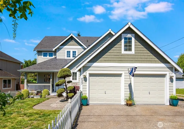 Photo 2 of Single family home for sale at 203 3rd Street Ne, Yelm, WA 98597 | MLS# NWM2522088 | Listing updated on 2026-10-02
