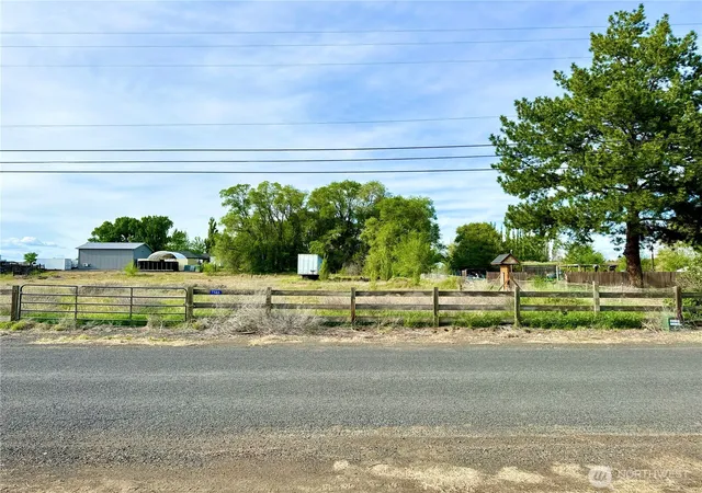 Photo 2 of Land for sale at 7566 Rainier Rd Ne, Moses Lake, WA 98837 | MLS# NWM2522105 | Listing updated on 2026-09-21