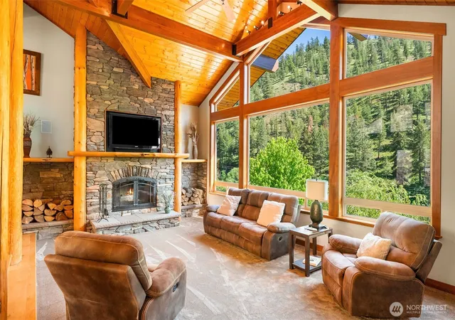 Photo 1 of Single family home for sale at 5230 Crum Cyn Rd, Entiat, WA 98822 | MLS# NWM2522111 | Listing updated on 2026-09-30