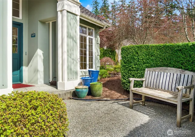 Photo 2 of Single family home for sale at 8012 Ne 151st Court, Kenmore, WA 98028 | MLS# NWM2522140 | Listing updated on 2026-09-29