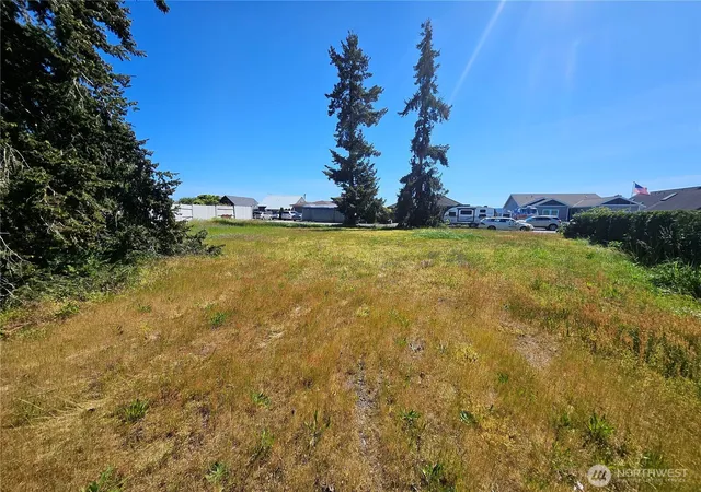 Photo 4 of Land for sale at 271 N Beach Dr, Port Ludlow, WA 98365 | MLS# NWM2522155 | Listing updated on 2026-09-21
