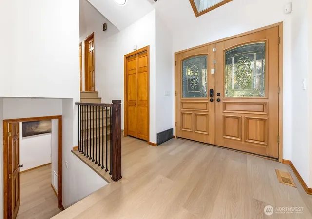 Photo 4 of Single family home for sale at 3733 221st Avenue SE, Sammamish, WA 98075 | MLS# NWM2522281 | Listing updated on 2026-09-21