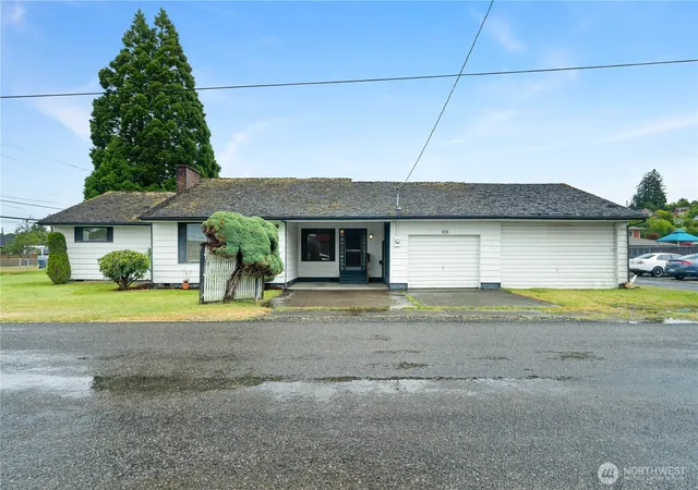 Photo 1 of Single family home for sale at 106 Jefferson St, South Bend, WA 98586 | MLS# NWM2522470 | Listing updated on 2026-09-21
