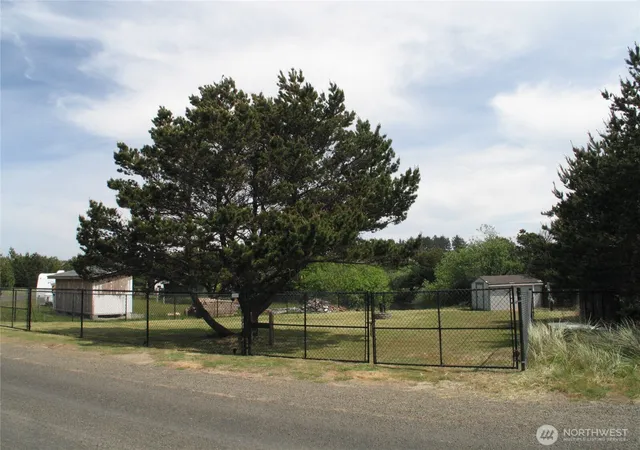Photo 3 of Land for sale at 33702 G St, Ocean Park, WA 98640 | MLS# NWM2522495 | Listing updated on 2026-09-21