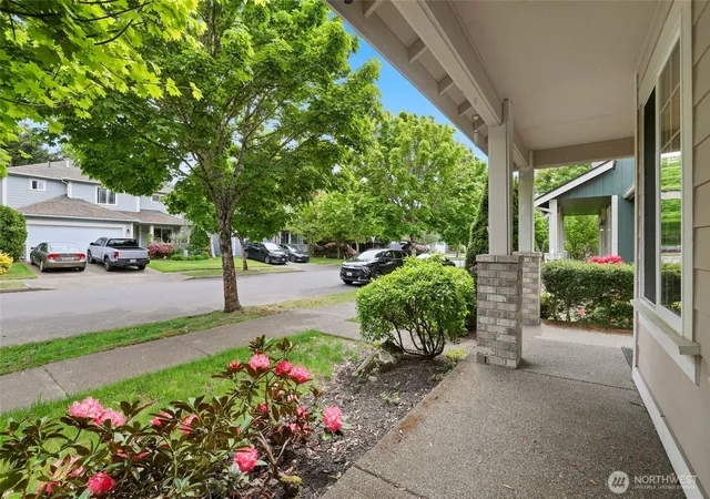 Photo 3 of Single family home for sale at 4049 Galena St Se, Lacey, WA 98503 | MLS# NWM2522521 | Listing updated on 2026-09-21