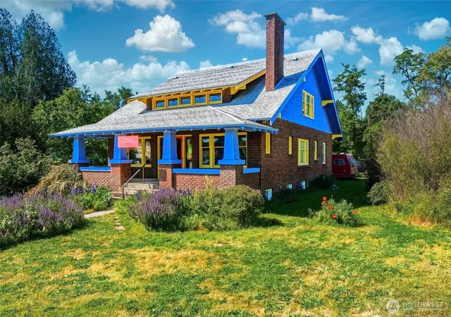 Photo 2 of Single family home for sale at 622 S Main St, Milton Freewater, OR 97862 | MLS# NWM2522542 | Listing updated on 2026-09-23