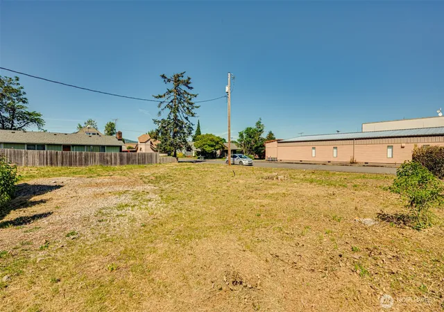 Photo 4 of Sale Pending at 512 Davidson Ave, Woodland, WA 98674 | MLS# NWM2522546 | Listing updated on 2026-09-25