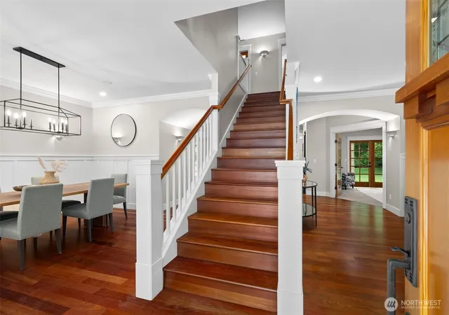 Photo 3 of Single family home for sale at 6963 NE Hidden Cvs Rd, Bainbridge Island, WA 98110 | MLS# NWM2522567 | Listing updated on 2026-10-01