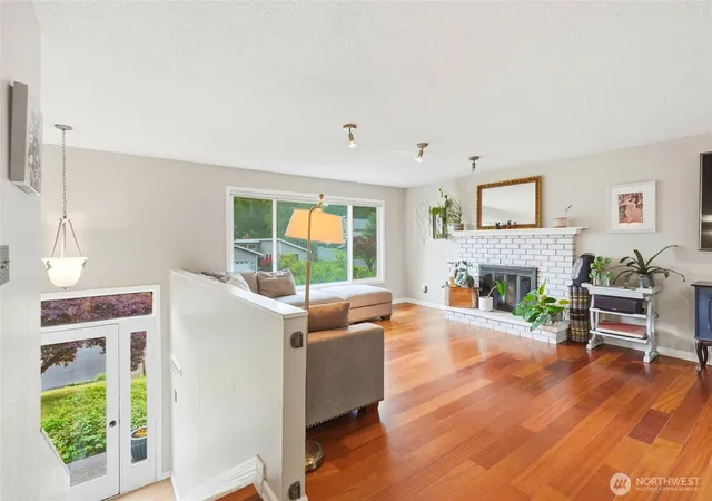 Photo 2 of Sale Pending at 619 Willow Rd, Bellingham, WA 98225 | MLS# NWM2522643 | Listing updated on 2026-09-24
