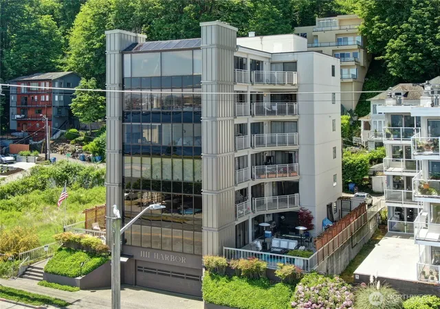 Photo 2 of Condo for sale at 1111 Harbor Ave Sw #500, Seattle, WA 98116 | MLS# NWM2522689 | Listing updated on 2026-09-23
