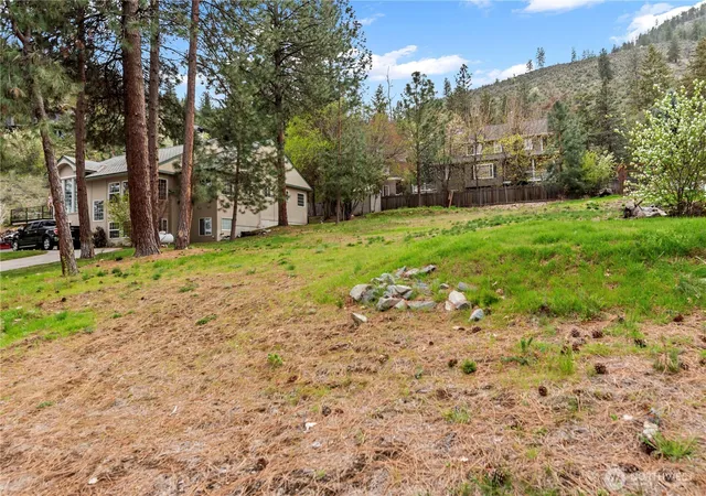 Photo 3 of Land for sale at 0 Lakeview Pl, Chelan, WA 98816 | MLS# NWM2522712 | Listing updated on 2026-09-21