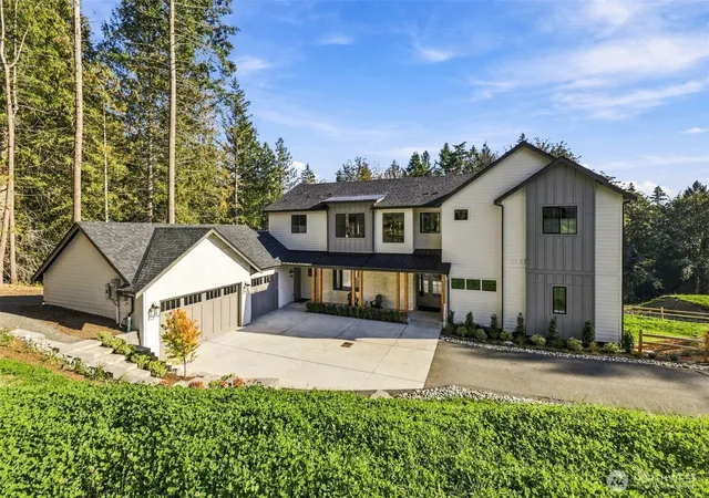 Photo 2 of Single family home for sale at 26030 Ne 29th Place, Redmond, WA 98053 | MLS# NWM2522736 | Listing updated on 2026-09-22