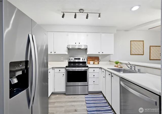 Photo 3 of Condo for sale at 25005 98th Place S #C102, Kent, WA 98030 | MLS# NWM2522943 | Listing updated on 2026-09-21