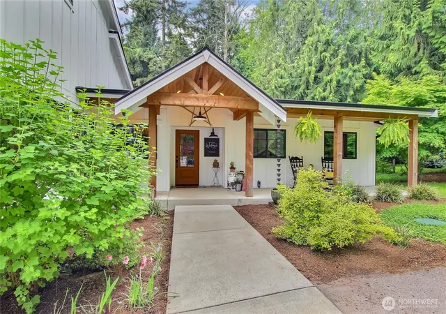 Photo 3 of Sale Pending at 16023 Snohomish Ave, Snohomish, WA 98296 | MLS# NWM2522970 | Listing updated on 2026-09-25