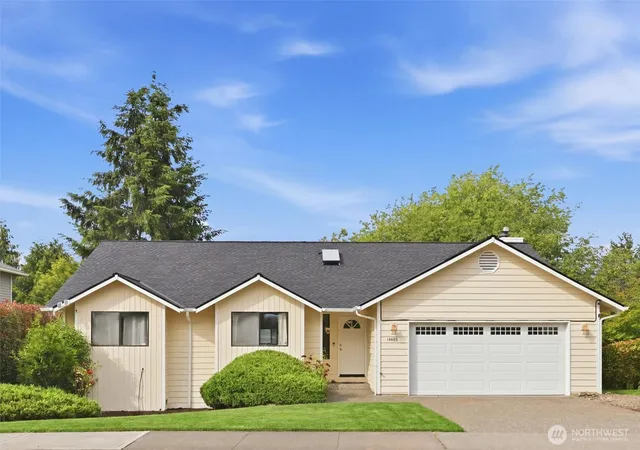Photo 2 of Single family home for sale at 14006 Se 158th Street, Renton, WA 98058 | MLS# NWM2523033 | Listing updated on 2026-10-15