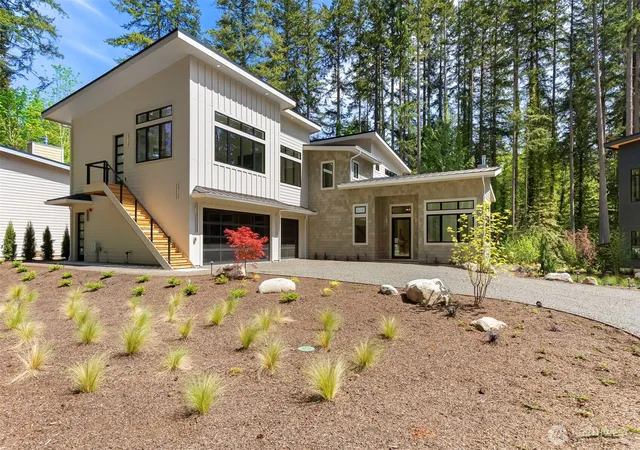 Photo 1 of Single family home for sale at 13982 Manzanita Rd NE, Bainbridge Island, WA 98110 | MLS# NWM2523043 | Listing updated on 2026-09-21