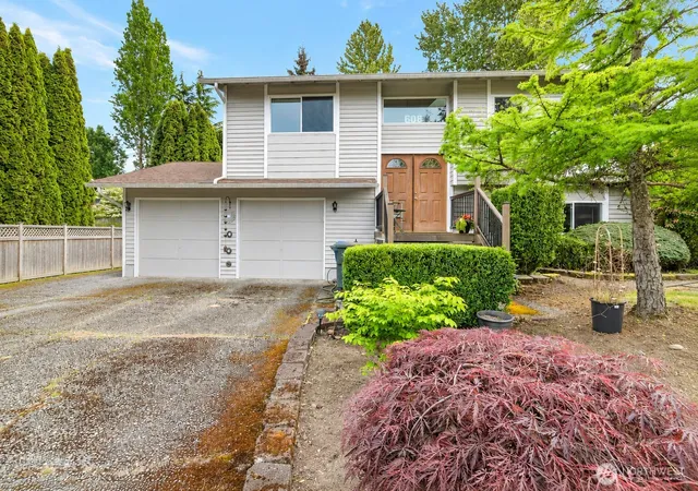 Photo 1 of Single family home for sale at 608 91st Southwest, Everett, WA 98204 | MLS# NWM2523101 | Listing updated on 2026-10-01