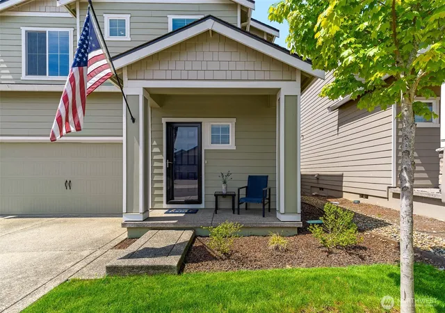 Photo 3 of Single family home for sale at 1228 W 16th Avenue, La Center, WA 98629 | MLS# NWM2523127 | Listing updated on 2026-09-21