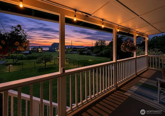 Photo 1 of Single family home for sale at 5822 Mutiny Bay Rd, Freeland, WA 98249 | MLS# NWM2523159 | Listing updated on 2026-09-21