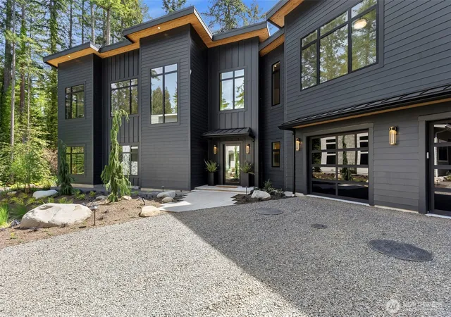 Photo 2 of Single family home for sale at 13982 13970 Manzanita Rd NE, Bainbridge Island, WA 98110 | MLS# NWM2523178 | Listing updated on 2026-09-23