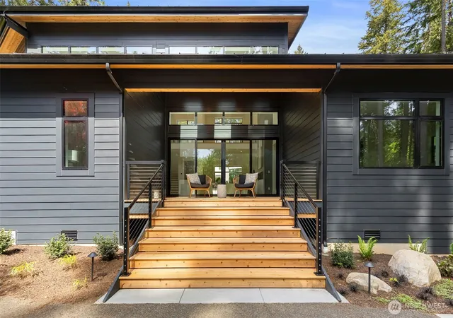 Photo 4 of Single family home for sale at 13982 13970 Manzanita Rd NE, Bainbridge Island, WA 98110 | MLS# NWM2523178 | Listing updated on 2026-09-23
