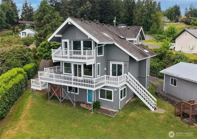 Photo 2 of Single family home for sale at 2653 Ne Fern Glen Rd, Poulsbo, WA 98370 | MLS# NWM2523229 | Listing updated on 2026-09-21