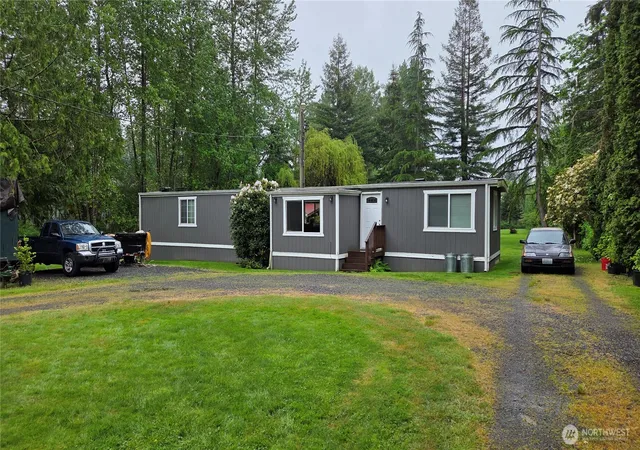 Photo 2 of Manufactured home for sale at 10110 60th Street SE, Snohomish, WA 98290 | MLS# NWM2523300 | Listing updated on 2026-09-21